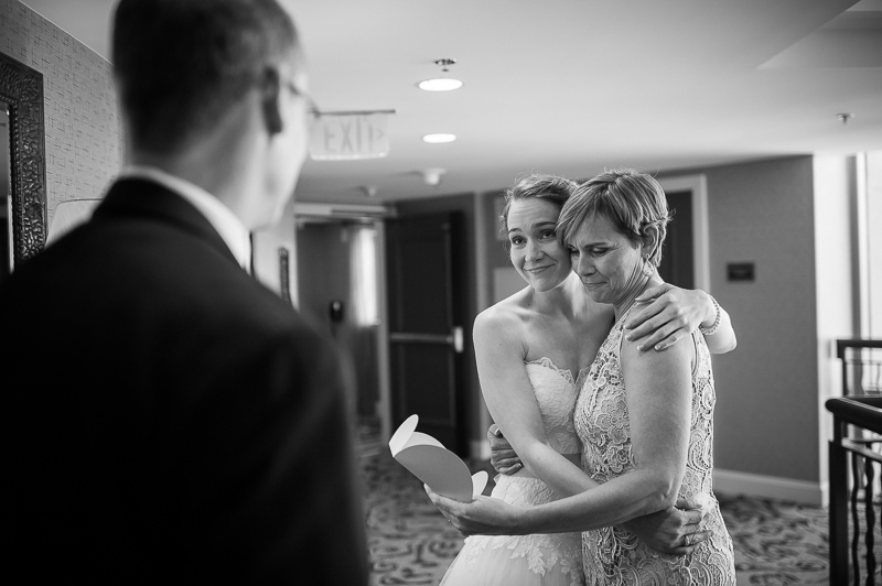 Bride exchanges gifts to parents in an emotional moment
