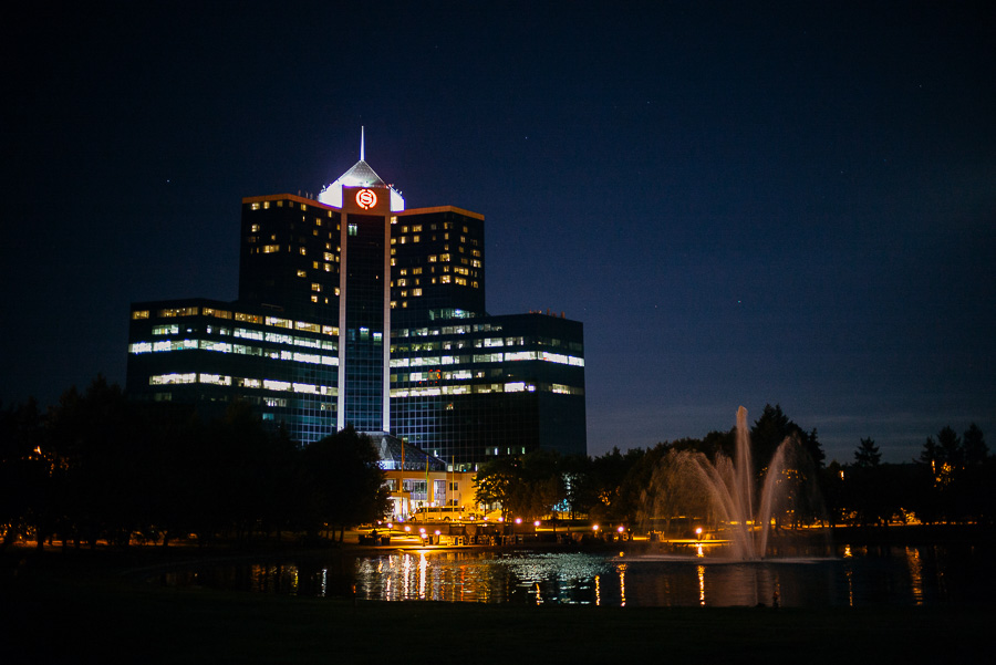 Night time image of Sheraton Mahwah Hotel New Jersey