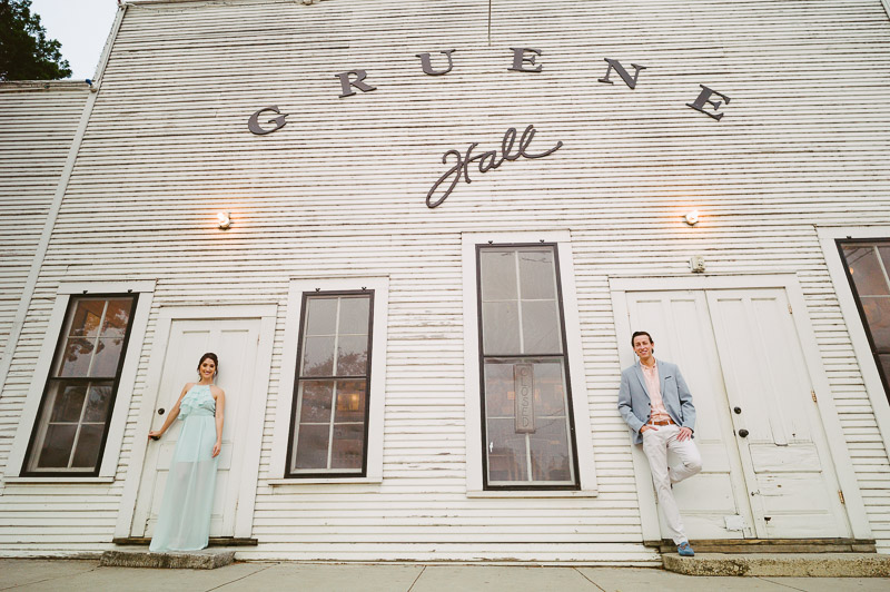 08-Gruene Texas Engagement Session-Philip Thomas