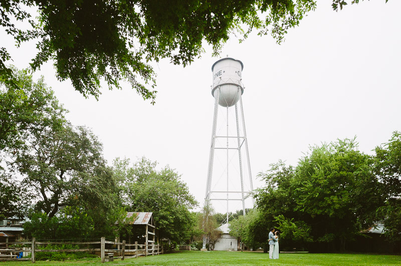 14-Gruene Texas Engagement Session-Philip Thomas