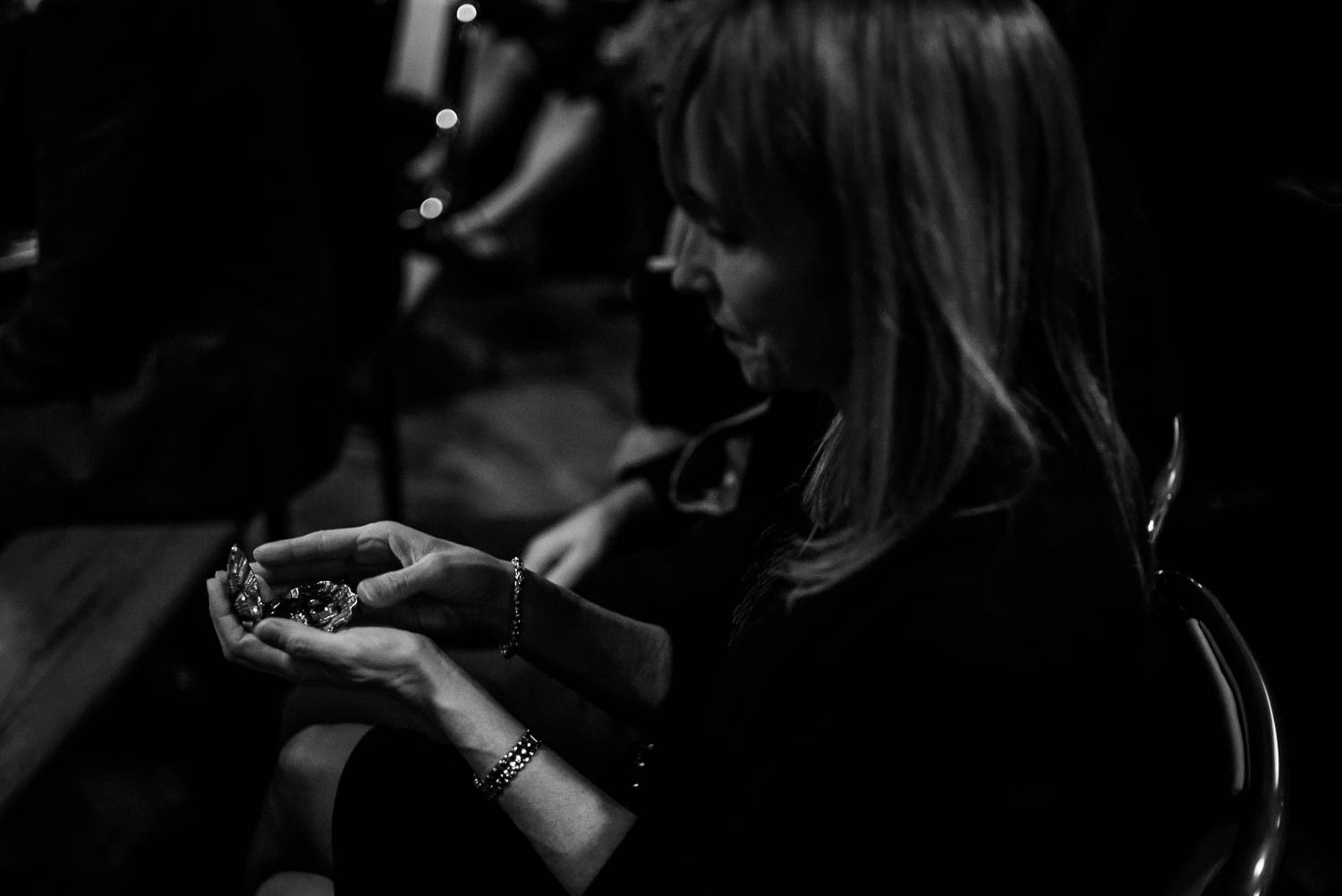 The rings are passed round the wedding ceremony attendees Takoma Park Washington D.C-Leica Wedding photographer-Philip Thomas