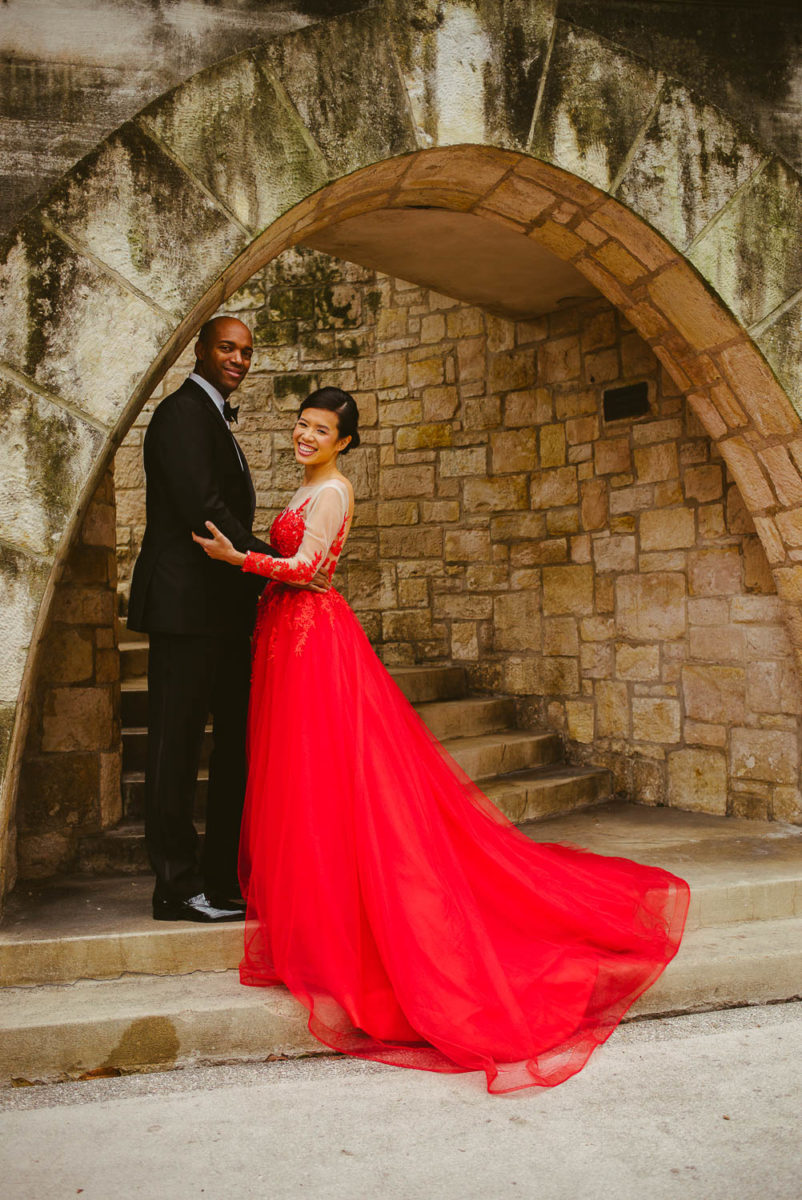 Couple along riverwalk across from Hotel Havana -Leica photographer-Philip Thomas Photography