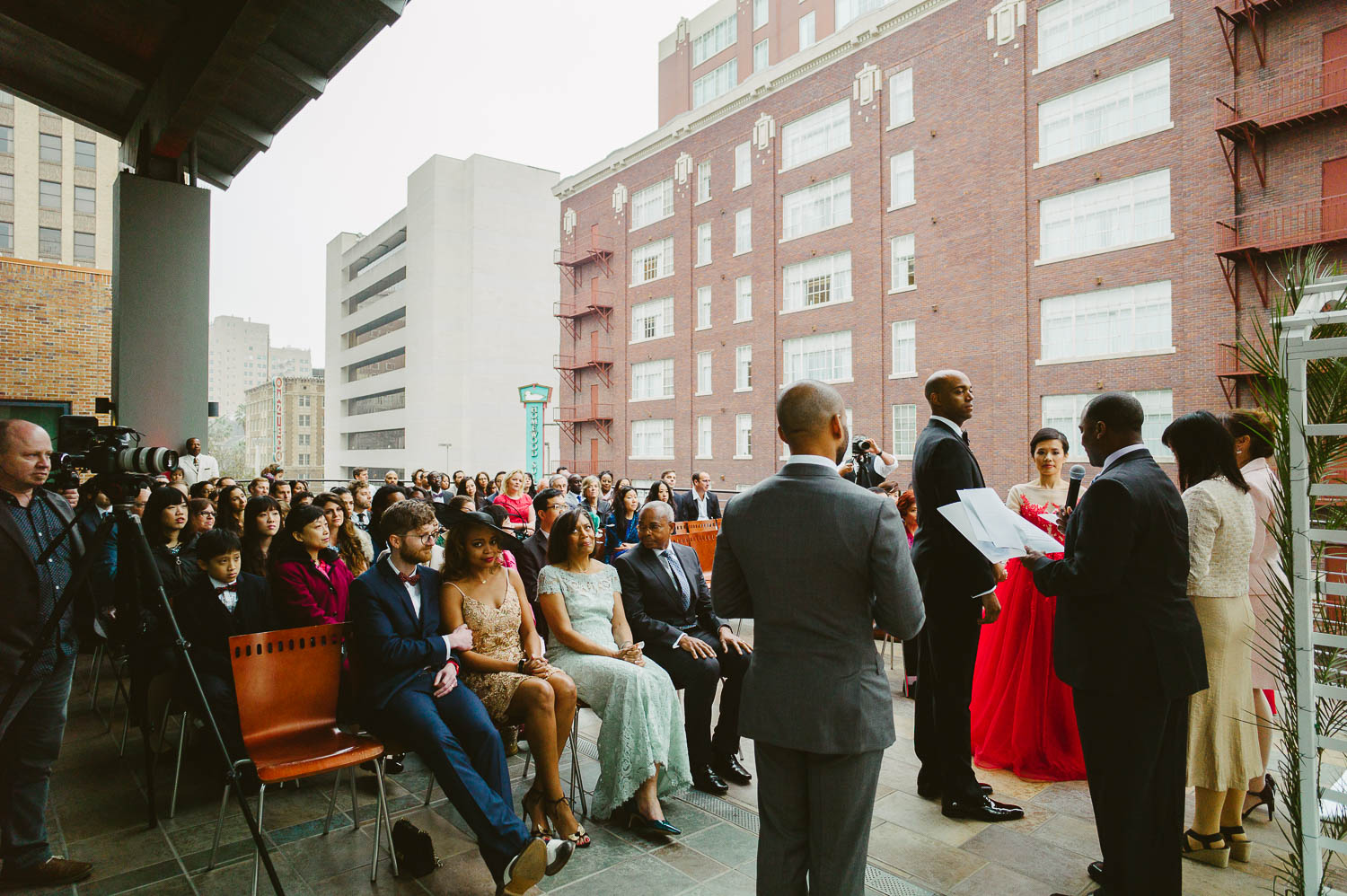 Wide angle shot from the balcony during a wedding at La Orilla Del Rio Ballroom-Leica photographer-Philip Thomas Photography