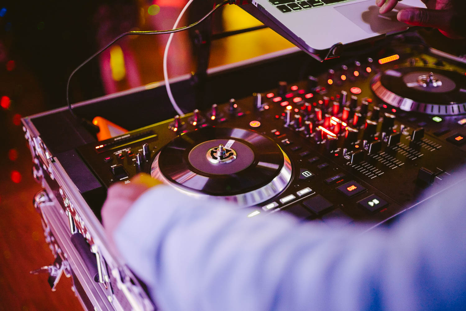 DJ's Lumem Events spin discs at wedding reception The-Witte_Museum-Leica-wedding-photographer-Philip Thomas Photography