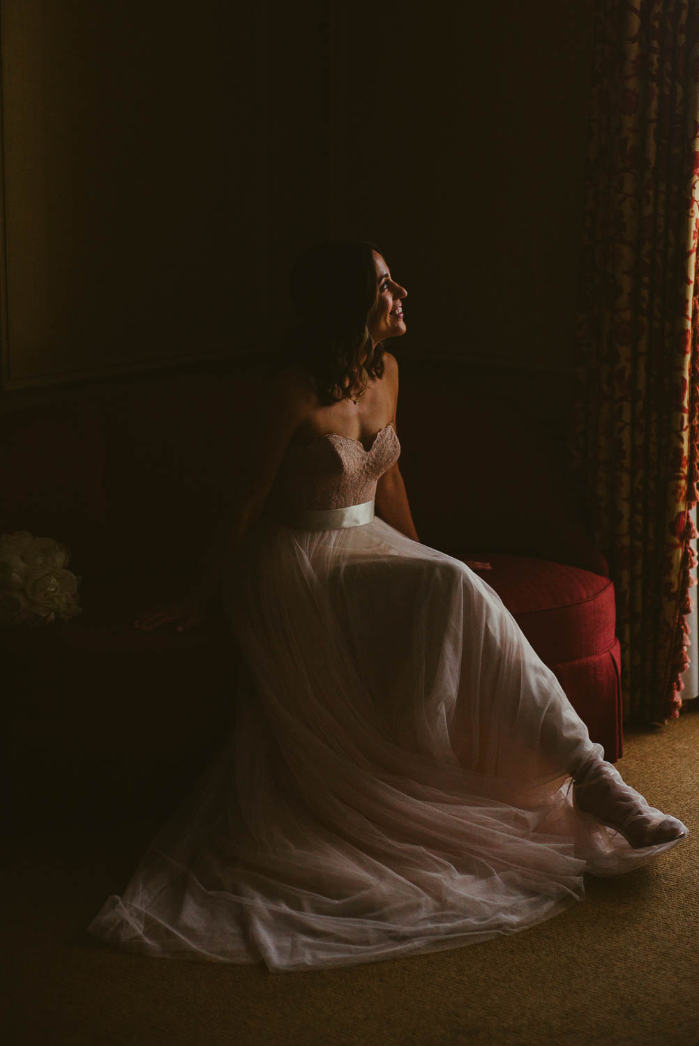 Beautful stunning bride Jessica at River Oaks Country Club-Leica photographer-Philip Thomas Photography