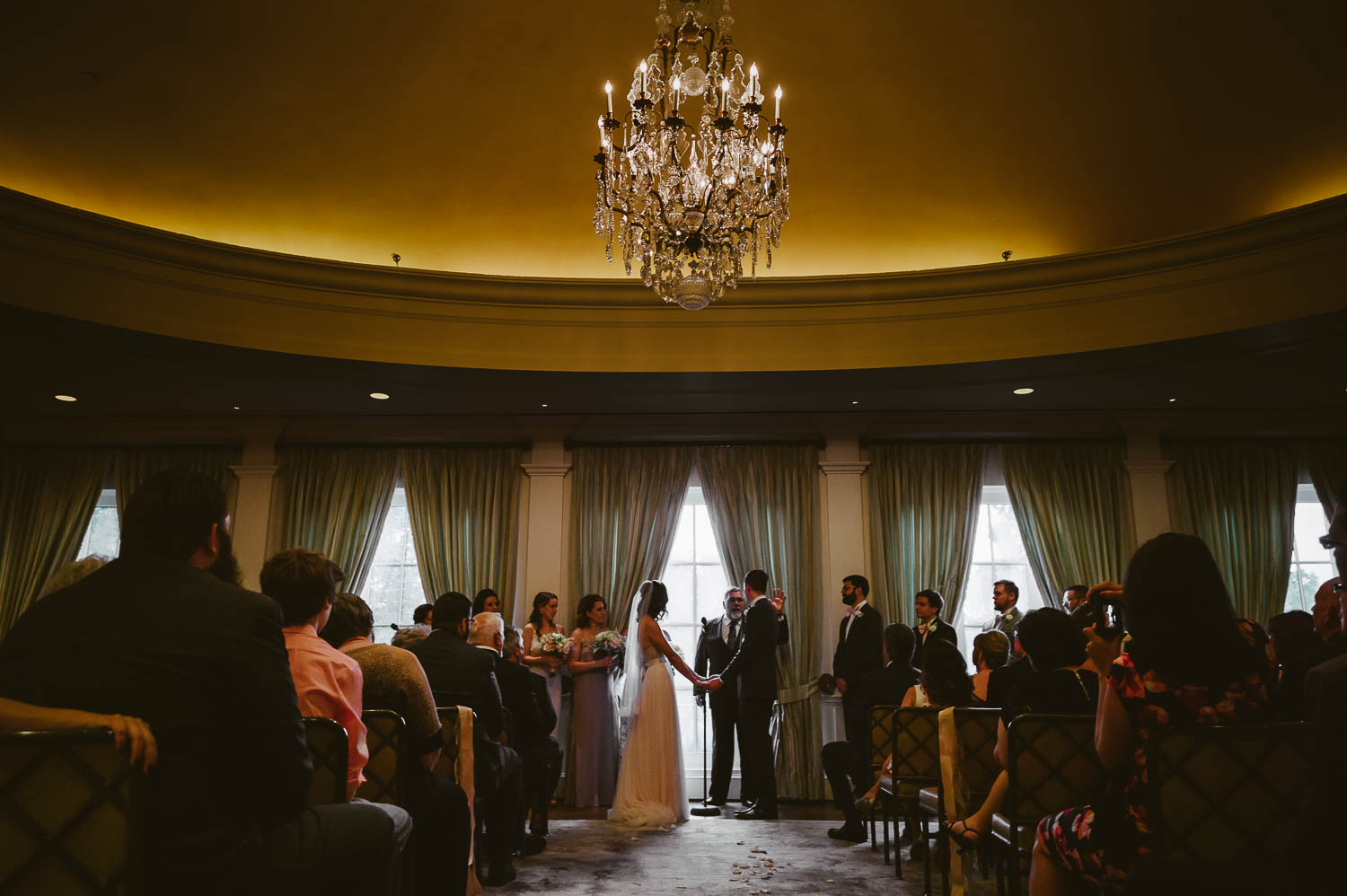Wide shot on indoor wedding ceremony at River Oaks Country Club-Leica photographer-Philip Thomas Photography