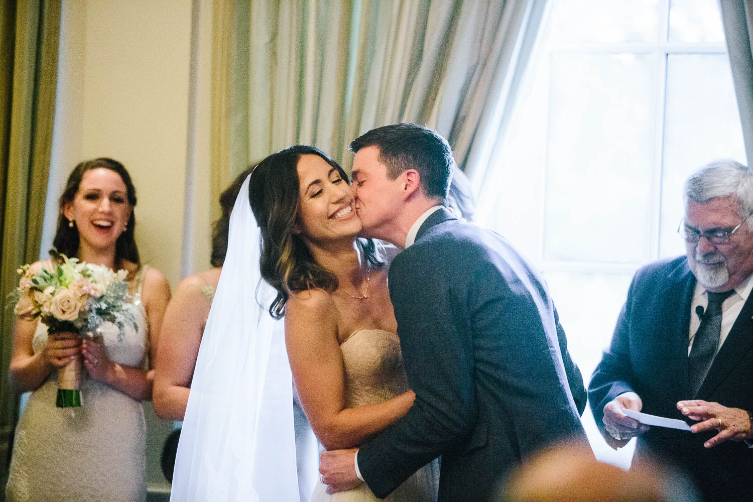 Just first kiss close up River Oaks Country Club-Leica photographer-Philip Thomas Photography