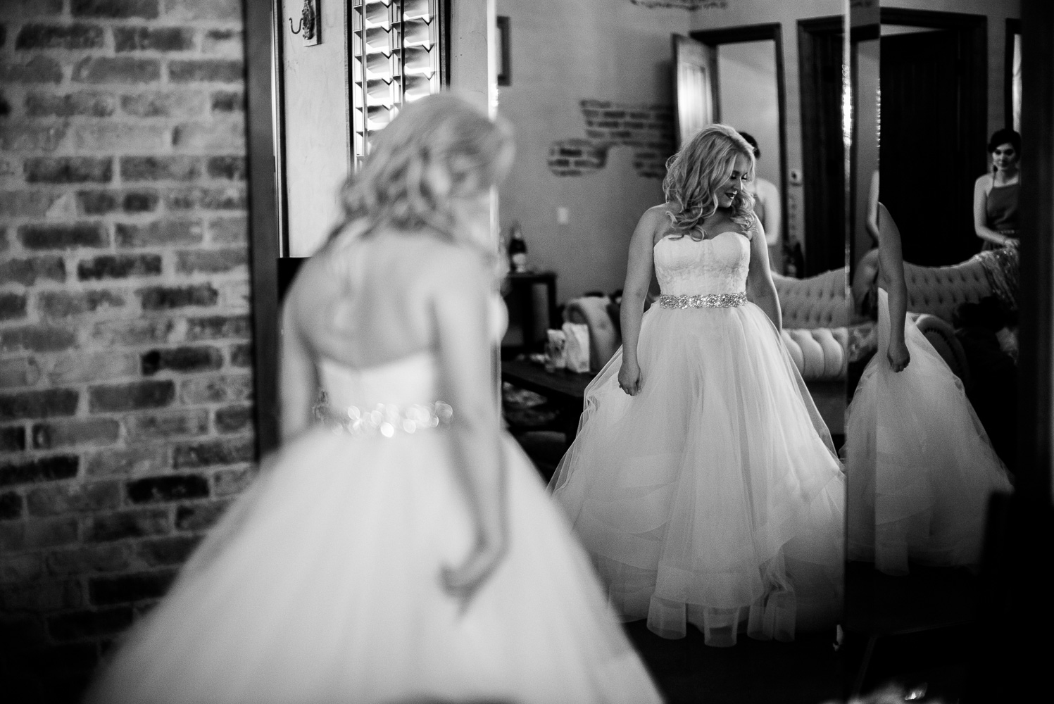 Bride in mirror at Chandelier of Gruene-09