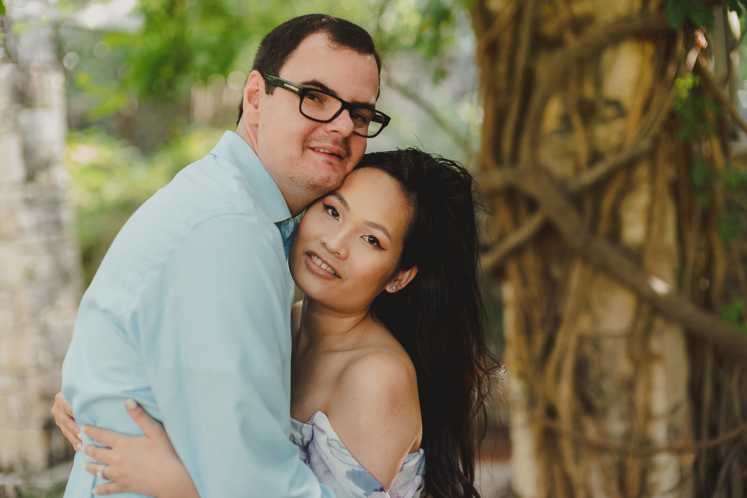 San Antonio Botanical Gardens Engagement Photos