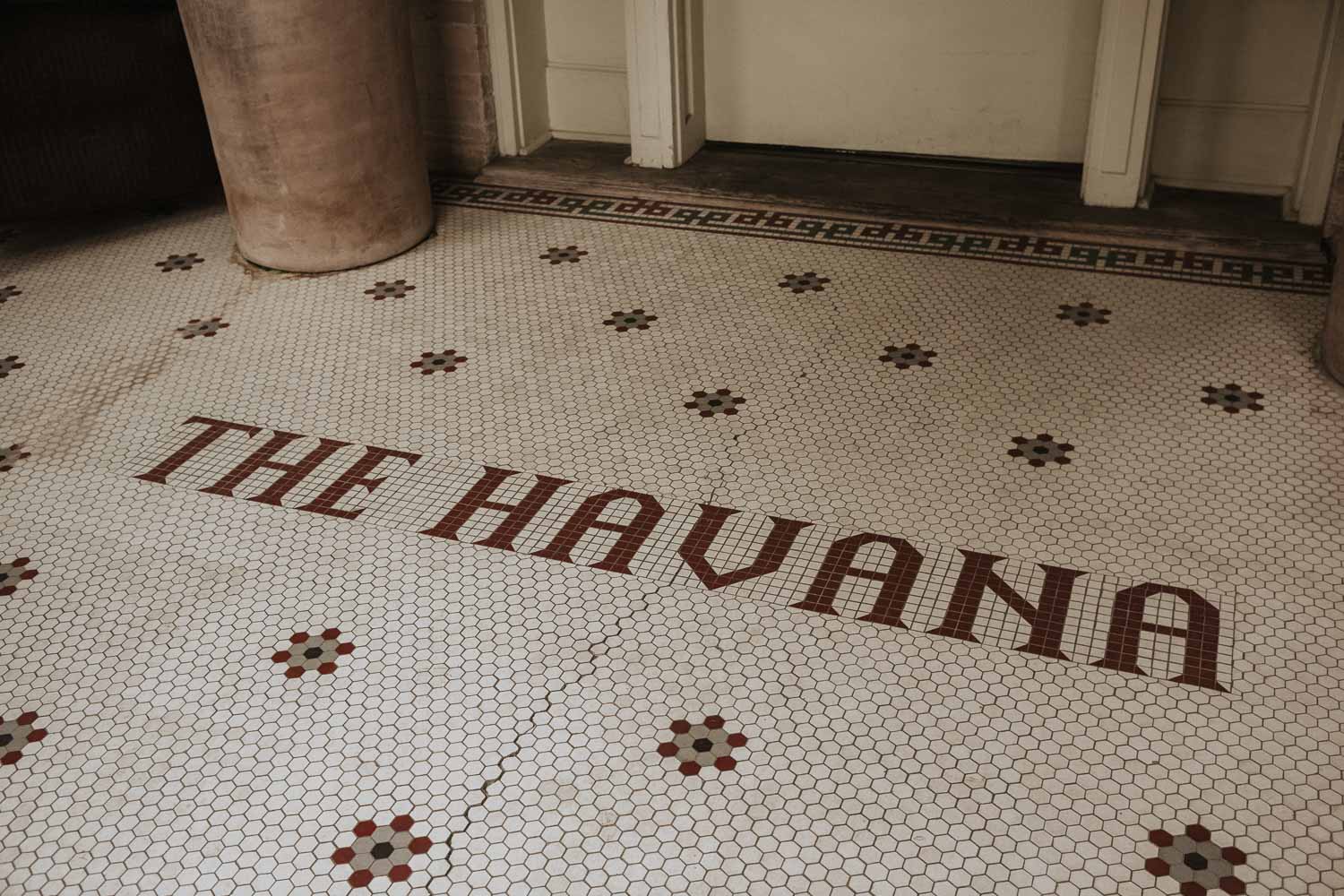 Havana Hotel San Antonio-Wedding photographer-Philip Thomas-002