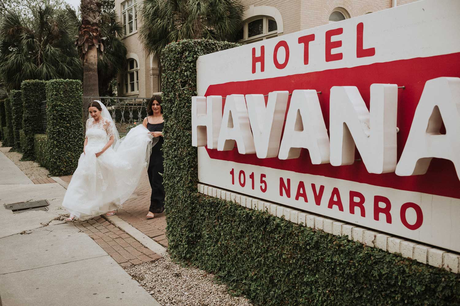 Havana Hotel San Antonio-Wedding photographer-Philip Thomas-018