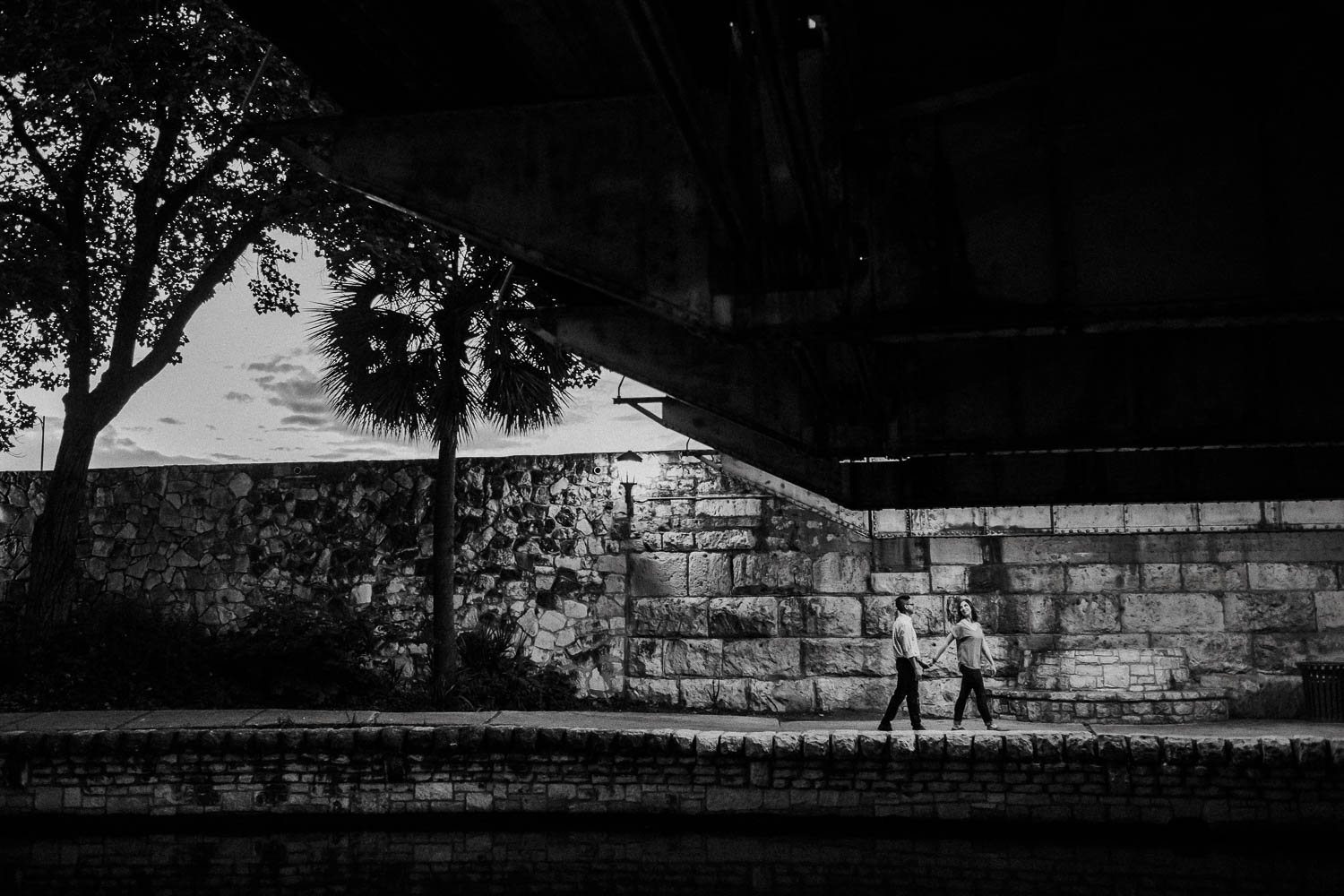 Downtown San Antonio engagement session-Wedding photographer-Philip Thomas-015