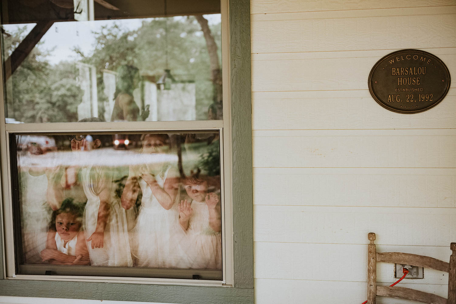 Texas Hill Country Ranch Wedding - Bri + Joe - American girls meets a Brit-Wedding photographer-Philip Thomas-012