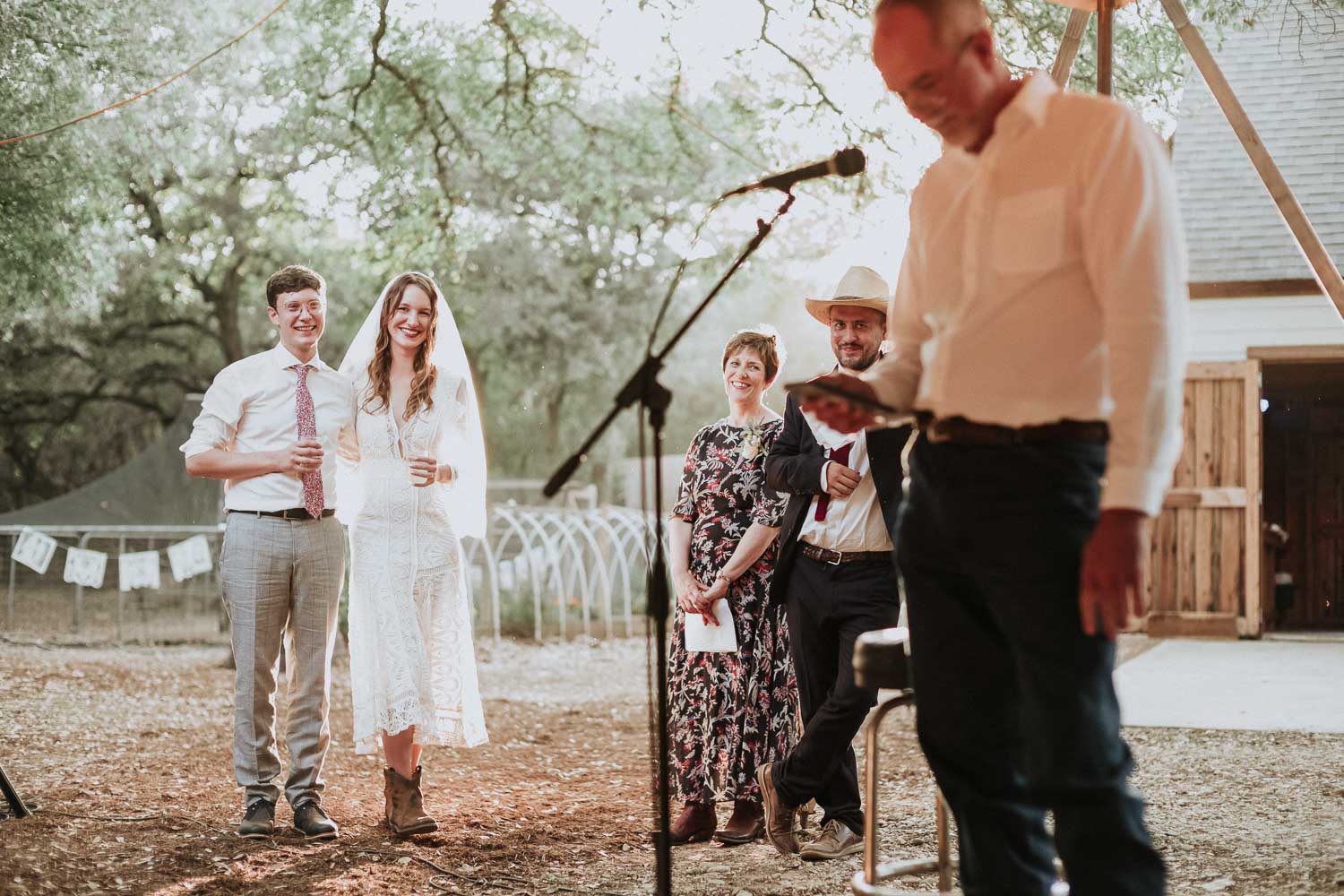 Texas Hill Country Ranch Wedding - Bri + Joe - American girls meets a Brit-Wedding photographer-Philip Thomas-058