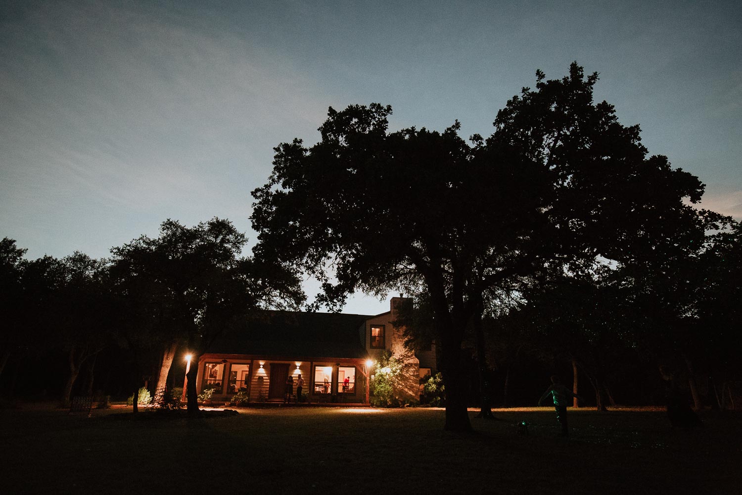 Texas Hill Country Ranch Wedding - Bri + Joe - American girls meets a Brit-Wedding photographer-Philip Thomas-067