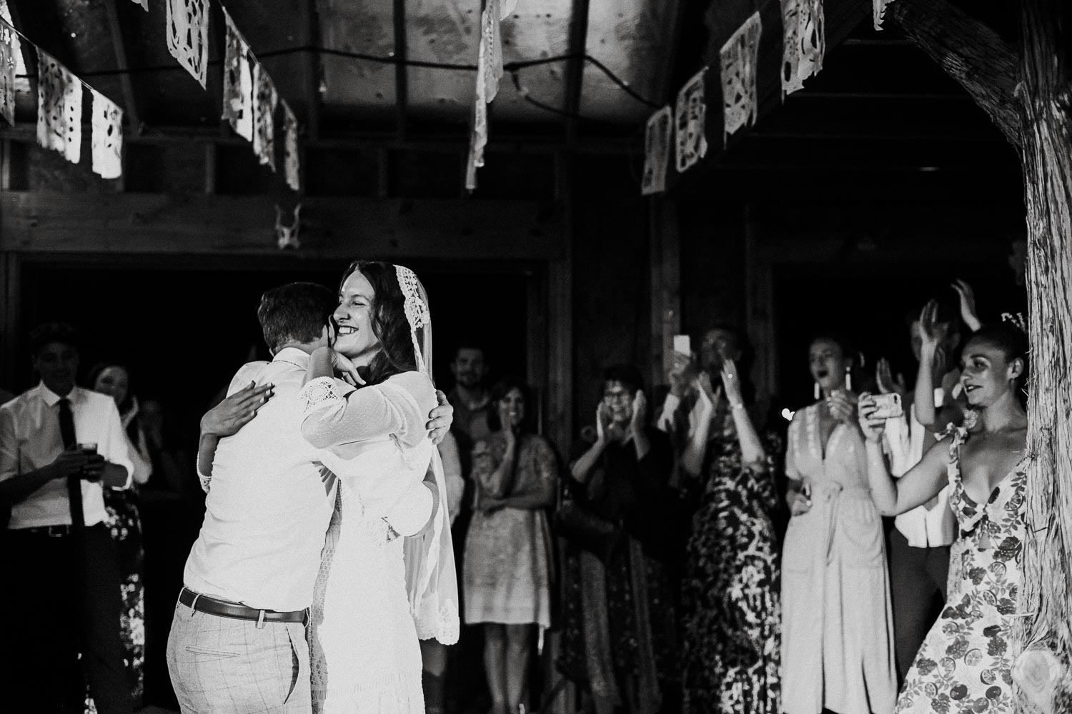 Texas Hill Country Ranch Wedding - Bri + Joe - American girls meets a Brit-Wedding photographer-Philip Thomas-072