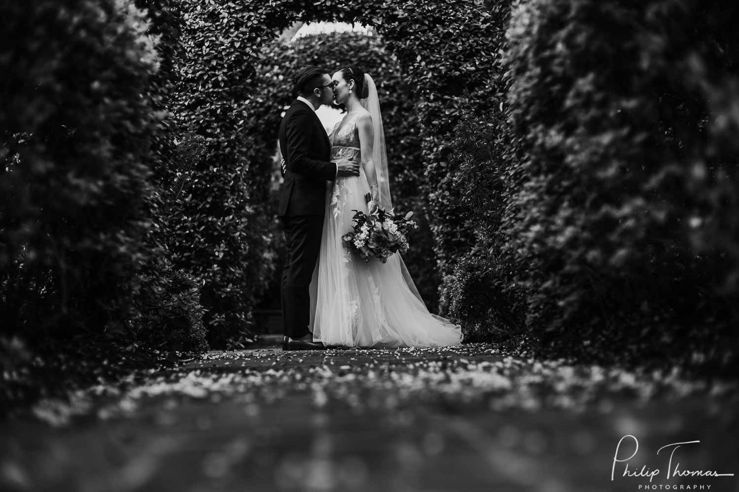 58 River Oaks Garden Club Forum-Nadia and Evan-Philip Thomas Photography-Houston wedding photographer