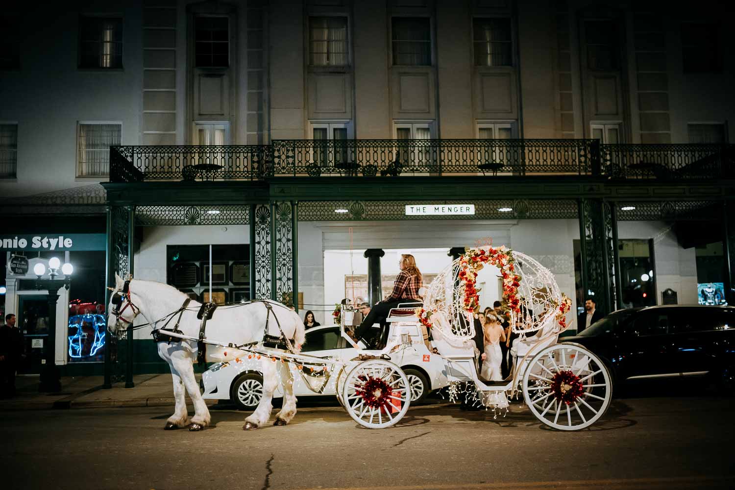 077-Menger Hotel Wedding  Reception Ballroom San Antonio  Reception Grand BallroomSan Antonio -Leica photographer-Philip Thomas Photography