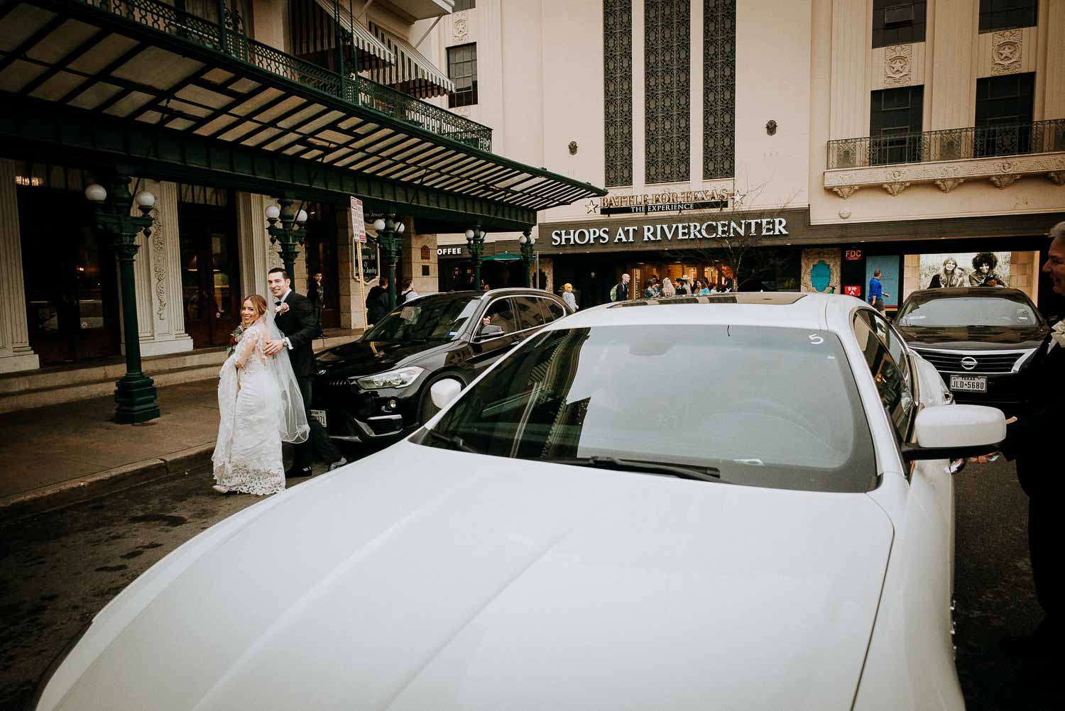 Menger Hotel Wedding  Reception Ballroom San Antonio  Reception Grand BallroomSan Antonio -Leica photographer-Philip Thomas Photography