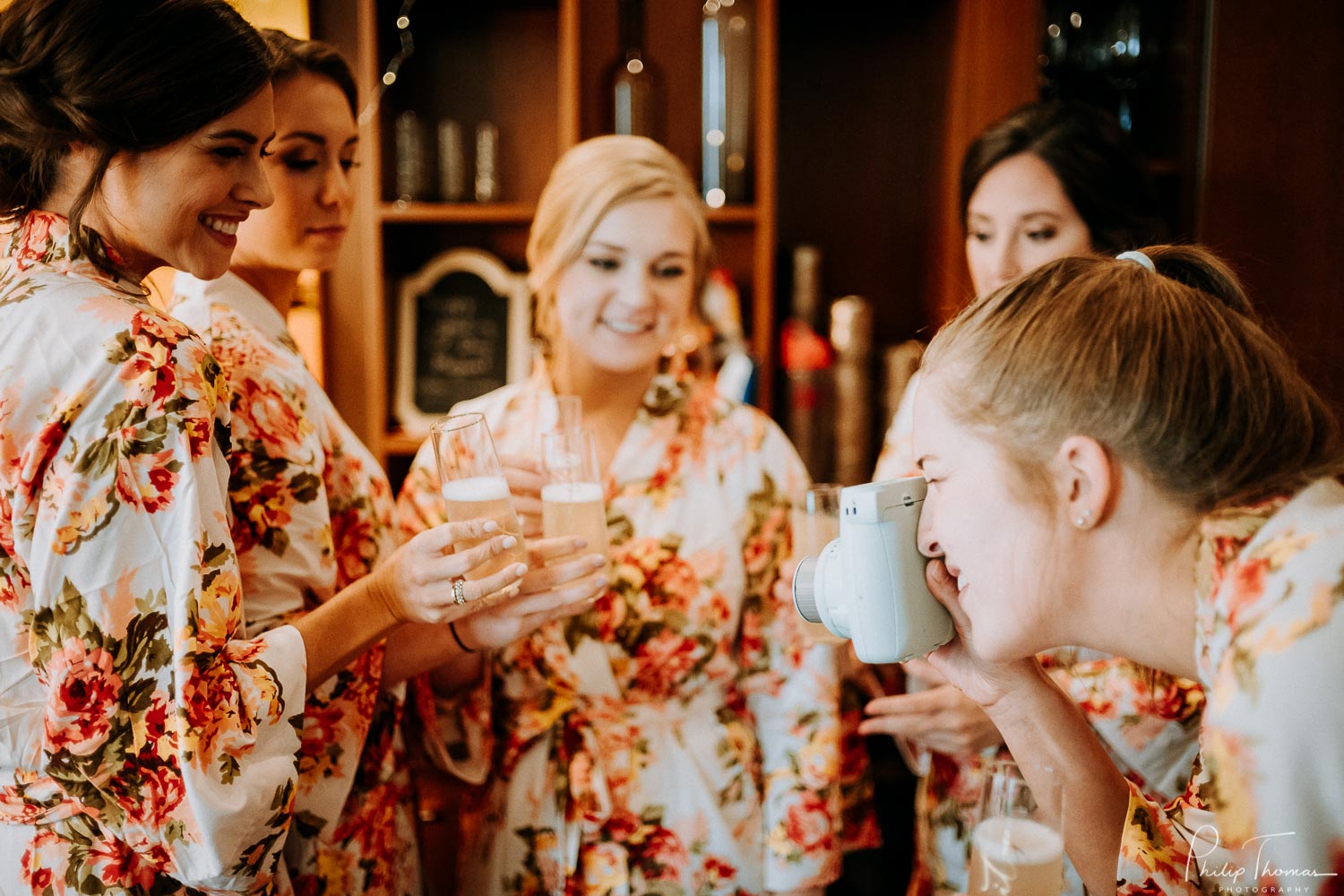 07-The JW Marriott Downtown Houston bride and groom get ready -Philip Thomas Photography