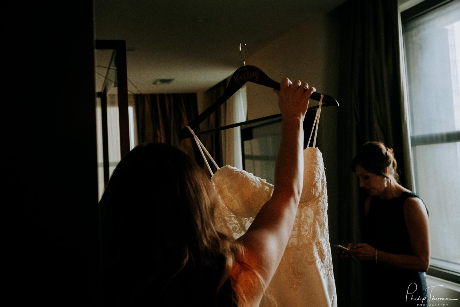 18-The JW Marriott Downtown Houston bride and groom get ready -Philip Thomas Photography