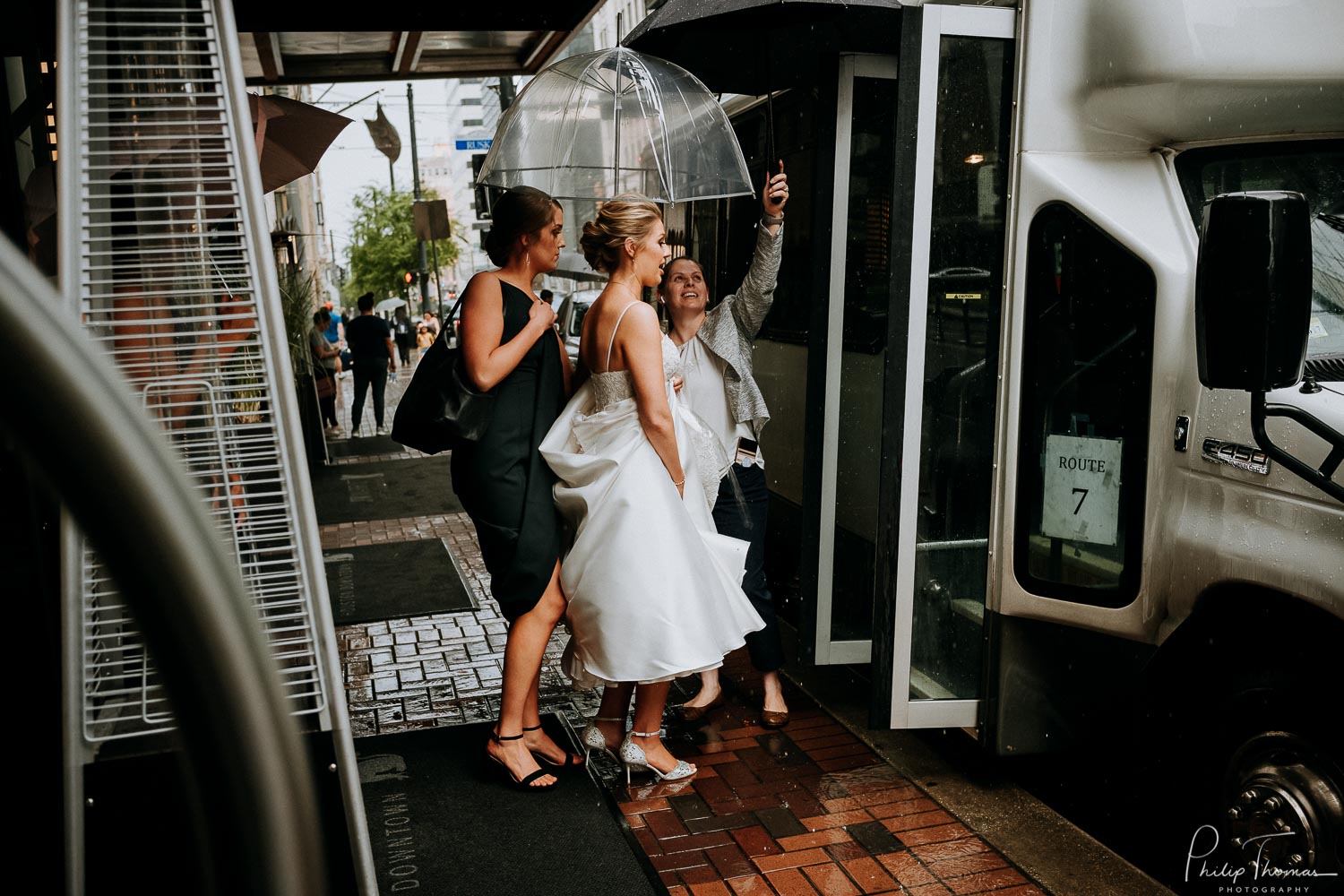 26-The JW Marriott Downtown Houston bride and groom get ready -Philip Thomas Photography