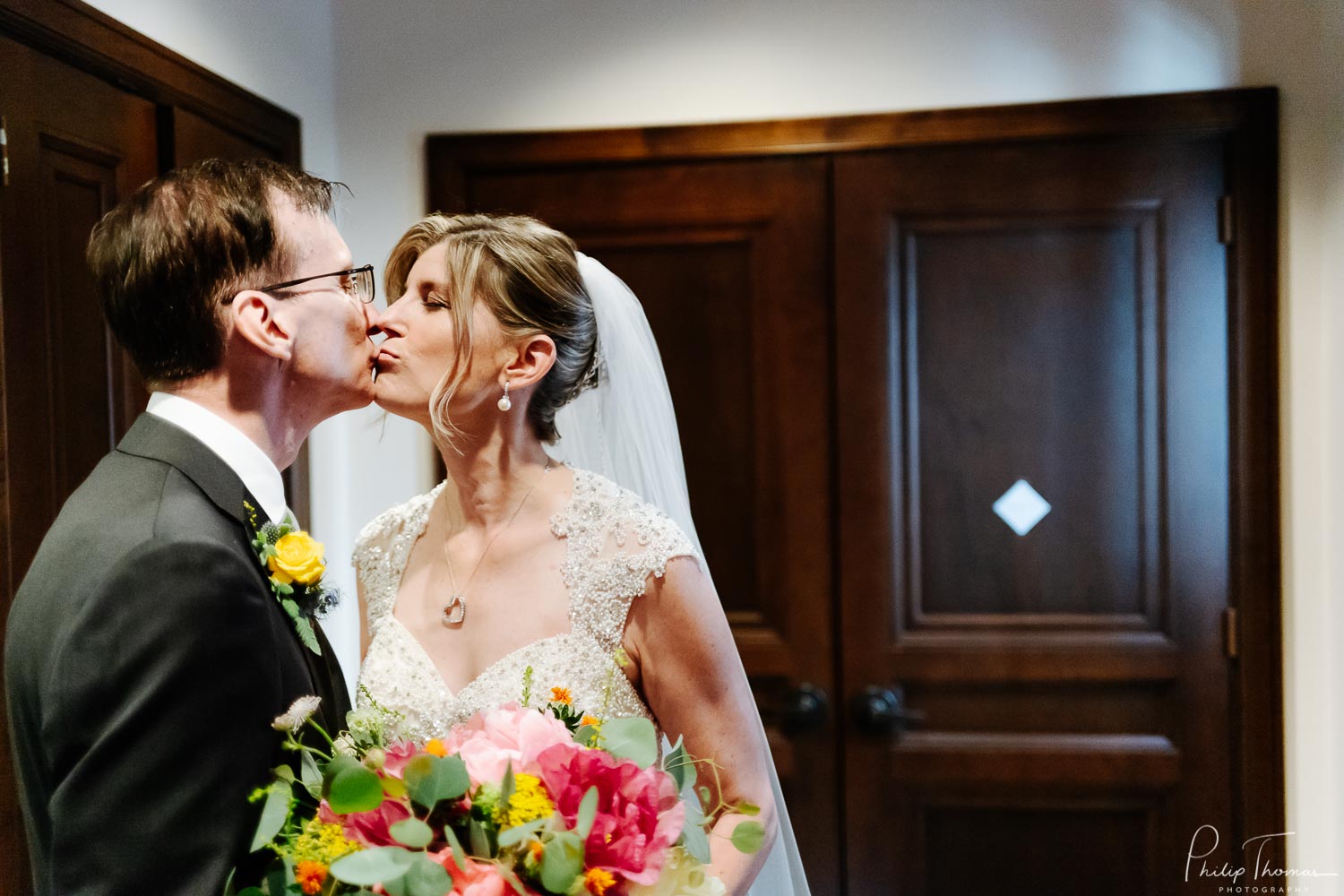 Wedding-ceremony-at-Holy-Rosary-Catholic-Church-and-reception-in-houston-Texas-Leica-photographer-Philip-Thomas-Photography