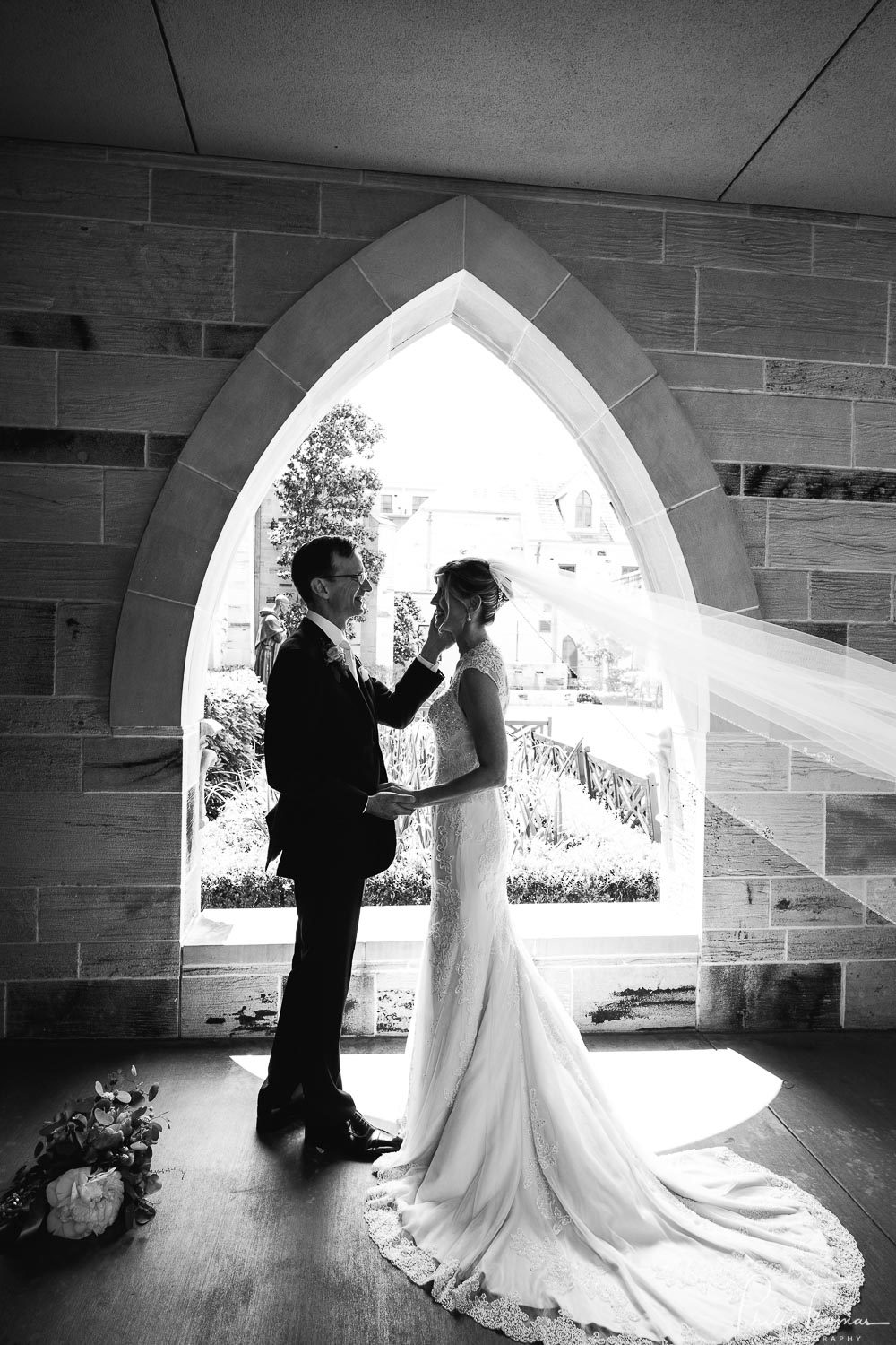 Wedding-ceremony-at-Holy-Rosary-Catholic-Church-and-reception-in-houston-Texas-Leica-photographer-Philip-Thomas-Photography