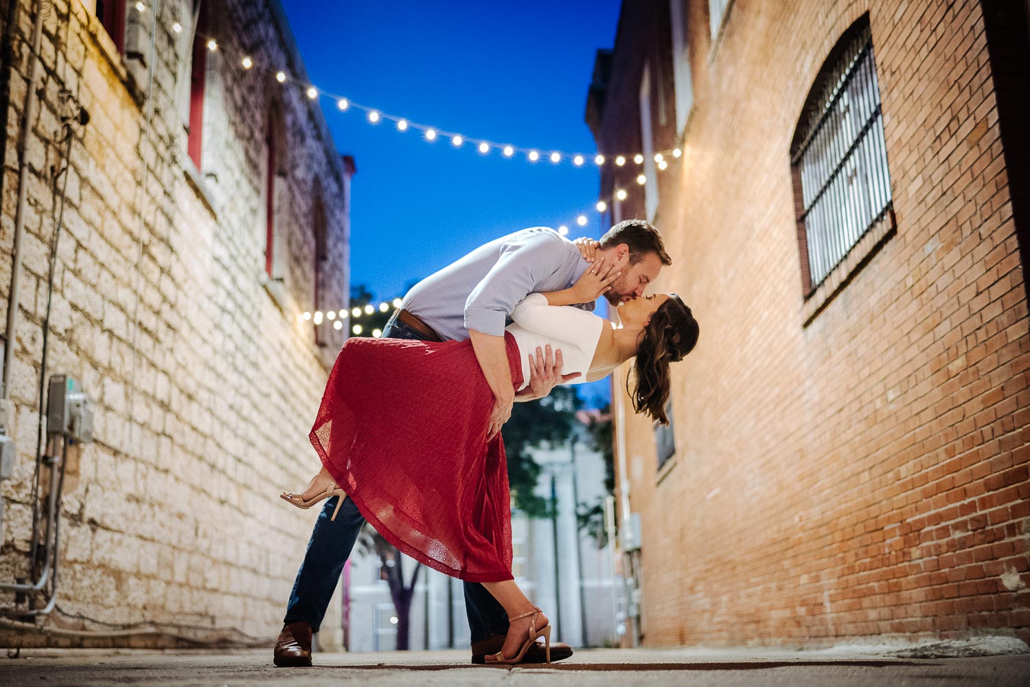 Jordan + Colters engagement session at Kissing Alley San Marcos 