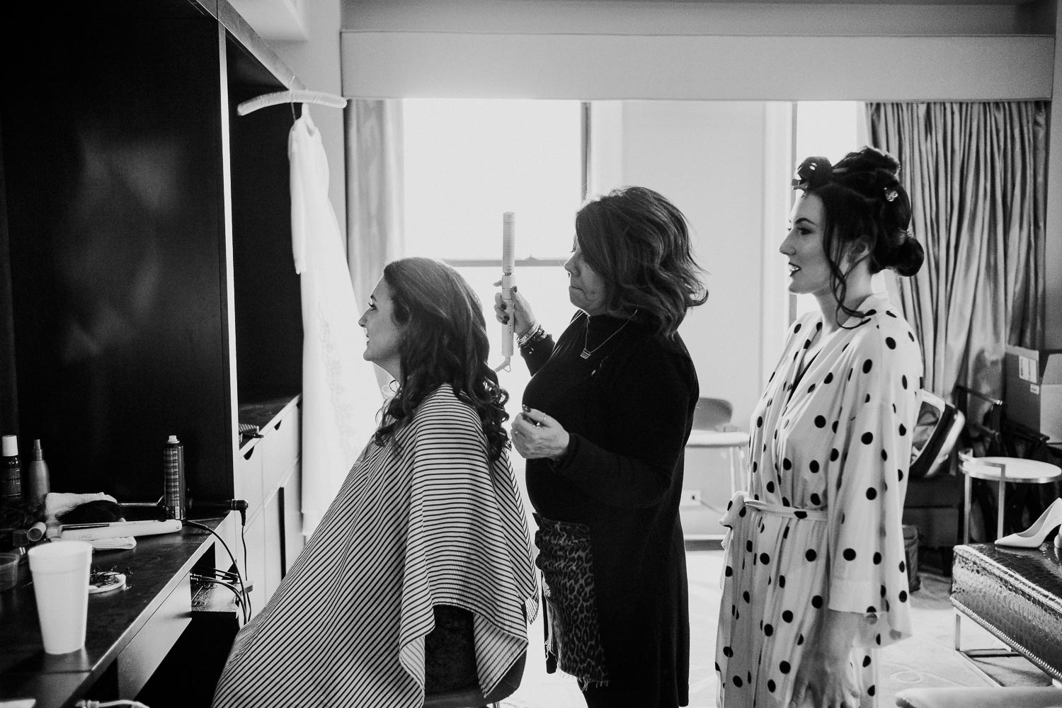 St Anthony Hotel Wedding getting ready winter wedding-Leica photographer-Philip Thomas Photography