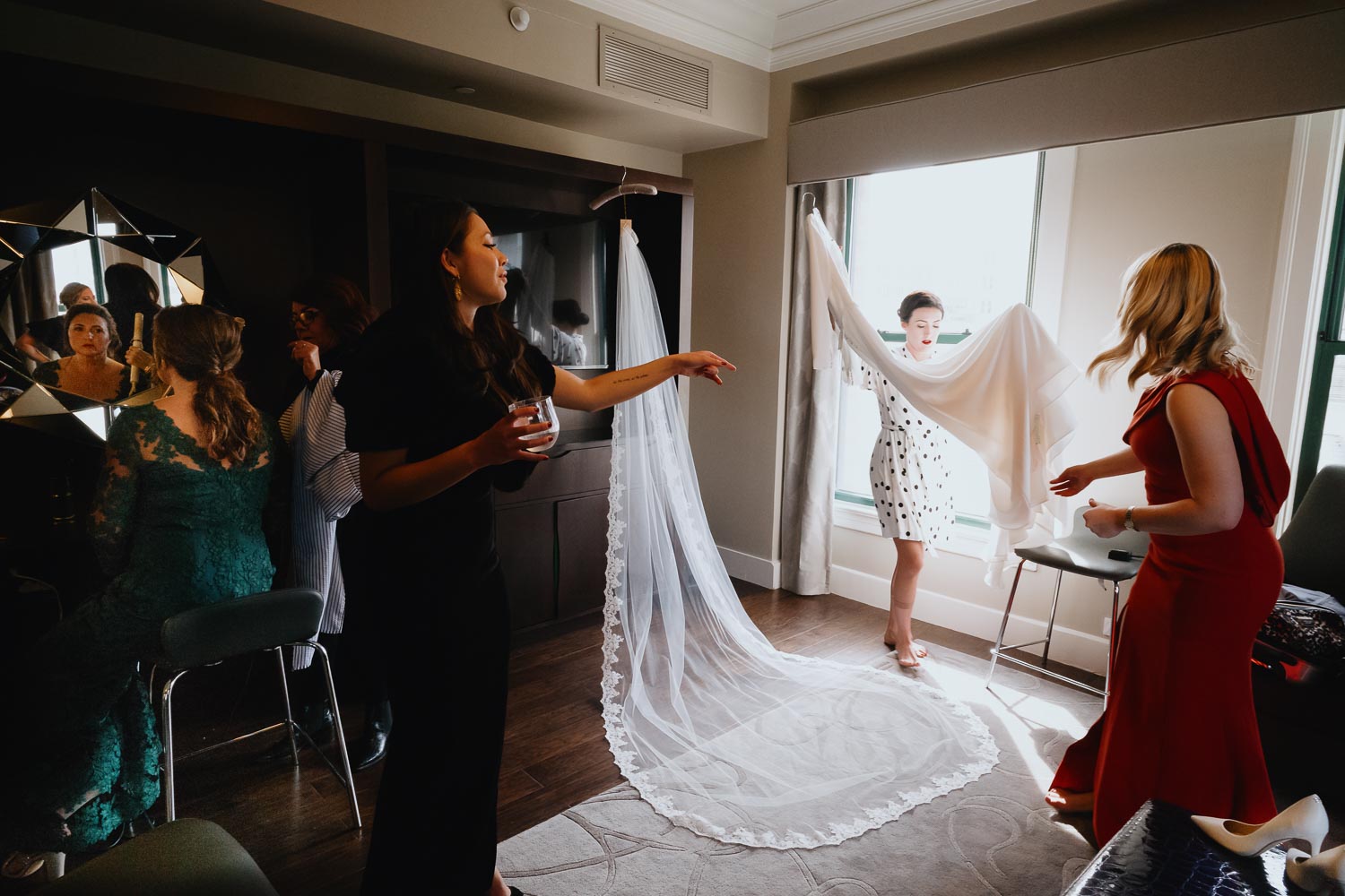 St Anthony Hotel Wedding getting ready winter wedding-Leica photographer-Philip Thomas Photography