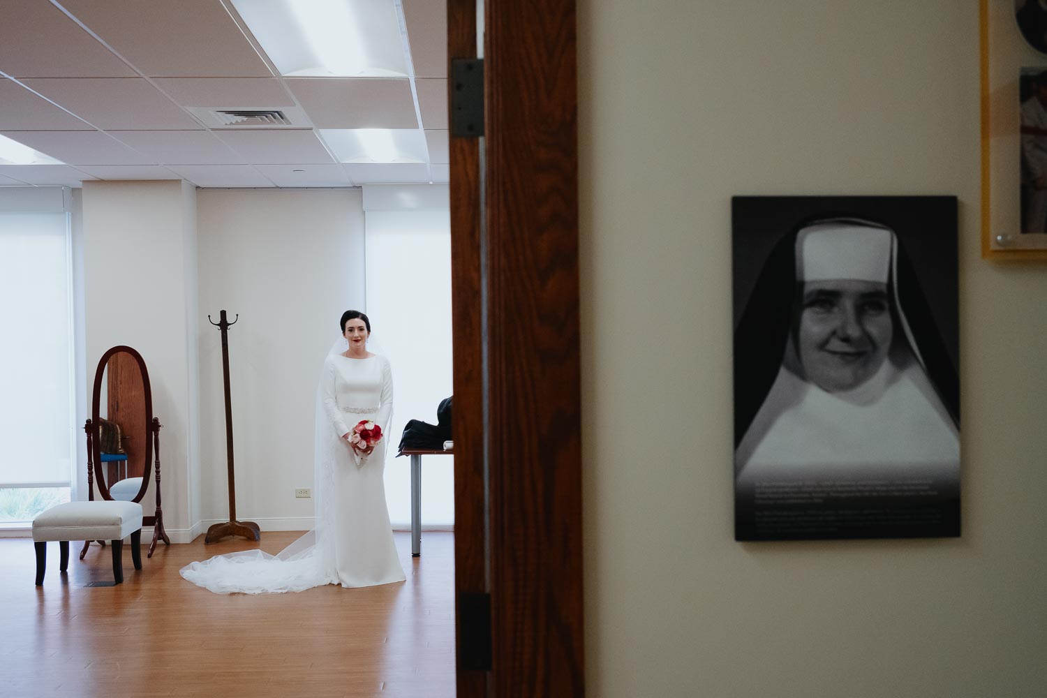 ncarnate Word Chapel San Antonio Wedding getting ready winter wedding-Leica photographer-Philip Thomas Photography