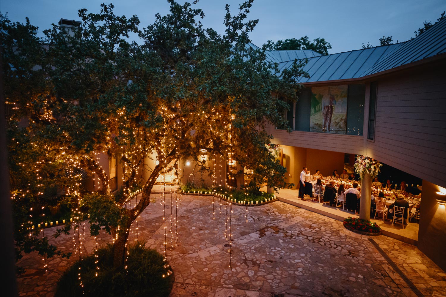 St.Anthony de Padua Catholic Church Wedding-San Antonio wedding photographer-Philip Thomas Photography