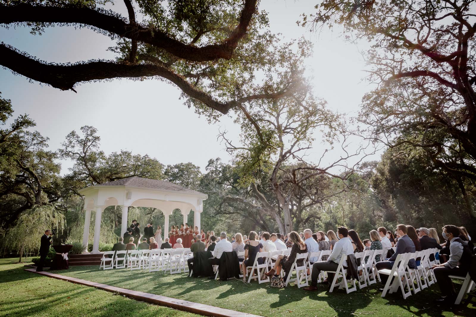 Texas Leica Wedding Photographer-- THE SPRINGS-Magnolia Manor-Angleton-- Philip Thomas