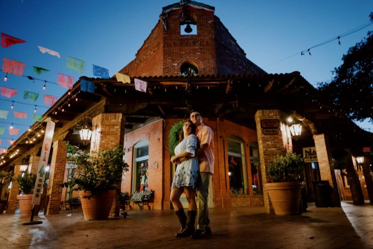 Historic Market Square + Downtown San Antonio engagement session // Maureen+Nick