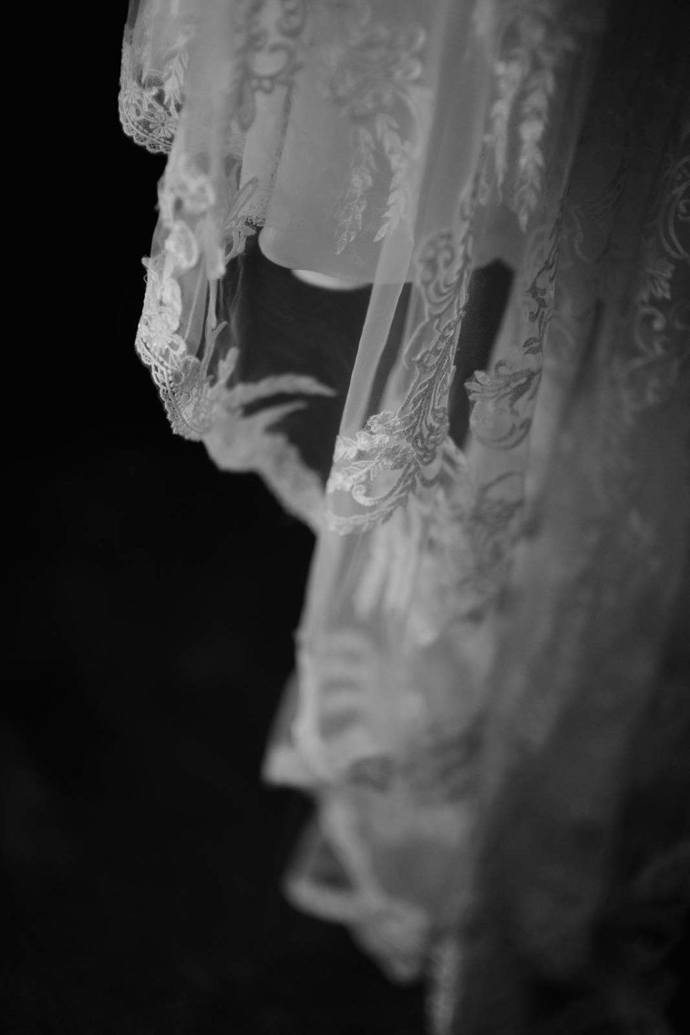 Details of the veil in black and white Sacred Heart Chapel-Leica photographer-Philip Thomas Photography