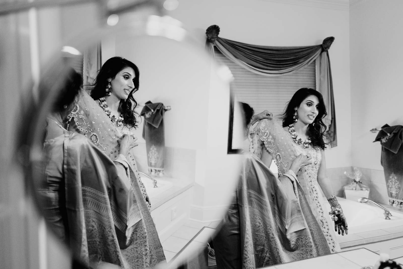 002 South Asian Wedding New Orleans Chandni Tyler New Orleans Hotel Marriott Philip Thomas Photography 1