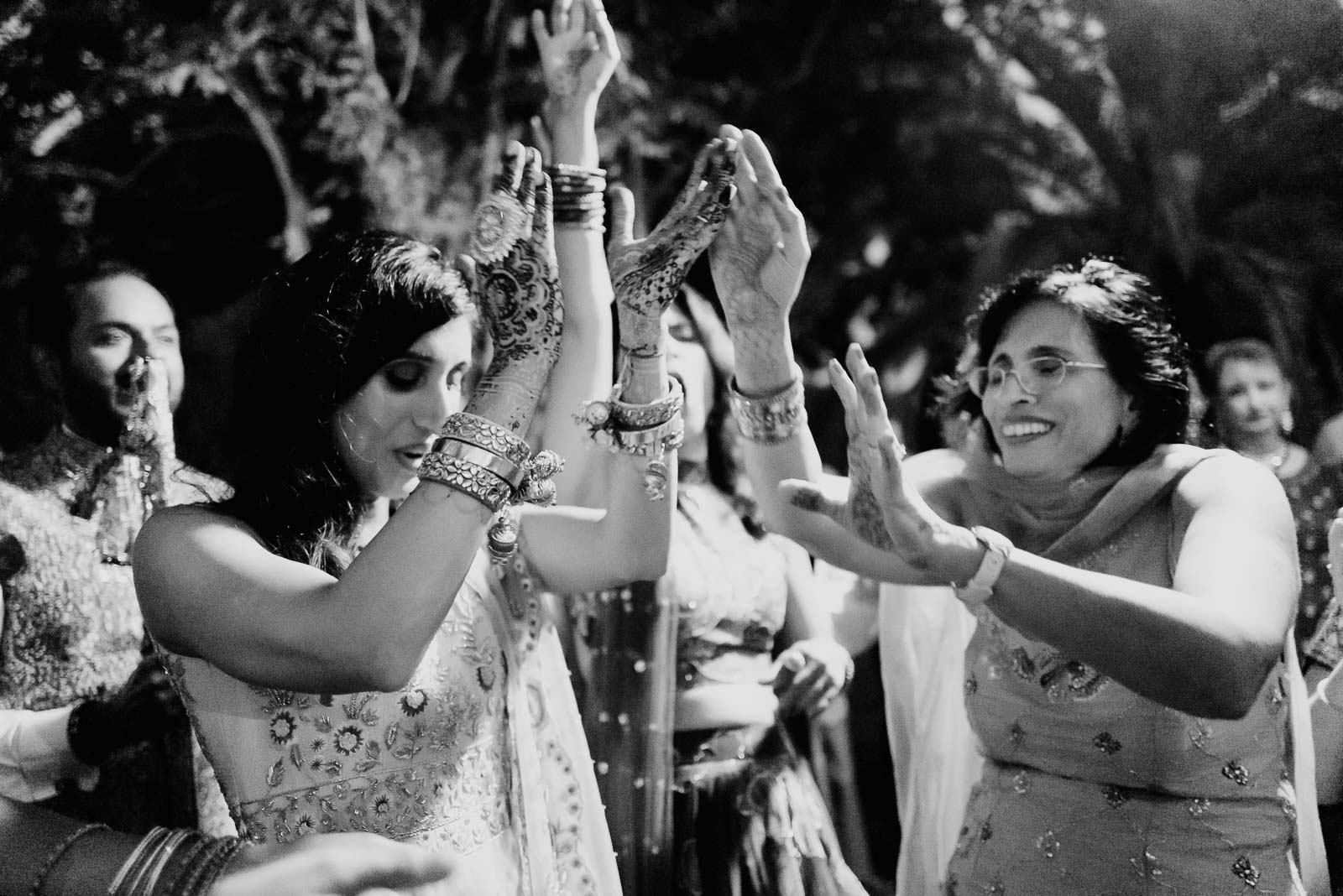 013 South Asian Wedding New Orleans Chandni Tyler New Orleans Hotel Marriott Philip Thomas Photography 1