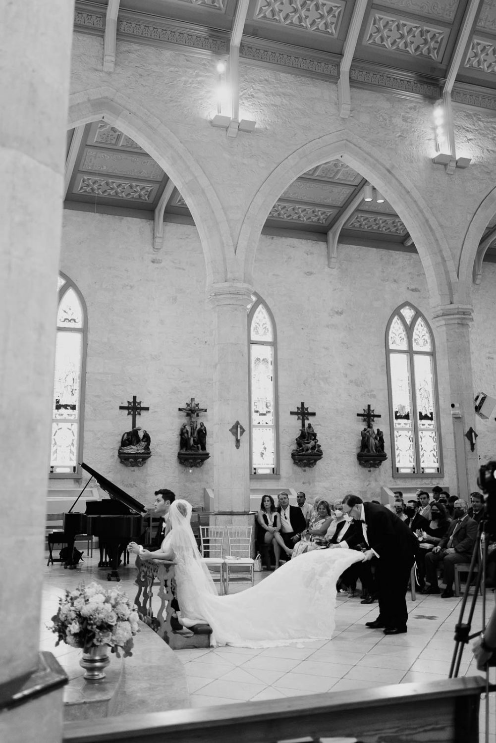 026 San Fernando Cathedral Wedding MaureenNick The Westin Riverwalk wedding reception Philip Thomas Photography