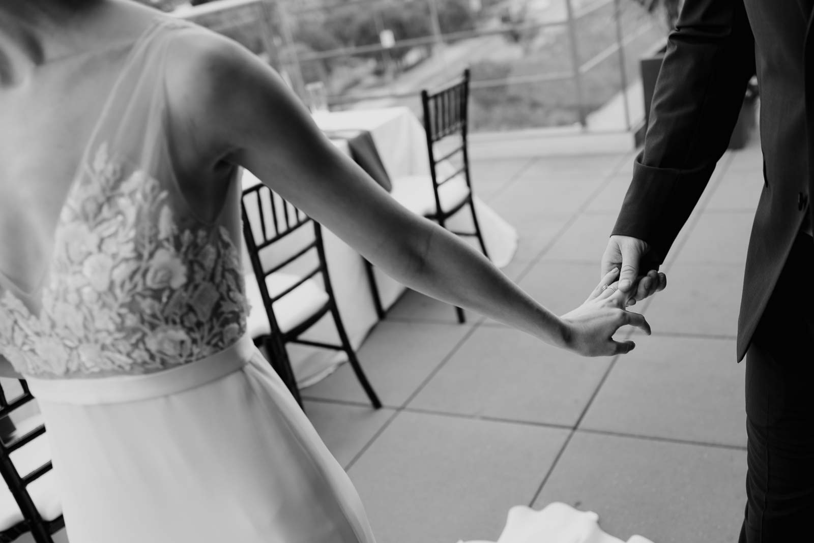 020 The Fairmount Hotel Rooftop Oyster Bar Wedding Reception Leica photographer Philip Thomas Photography