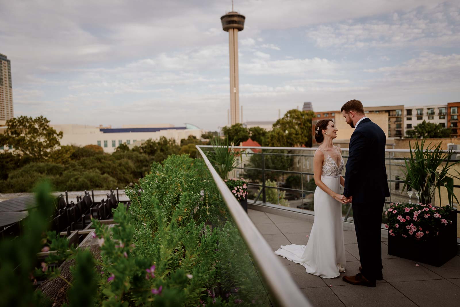 022 The Fairmount Hotel Rooftop Oyster Bar Wedding Reception Leica photographer Philip Thomas Photography