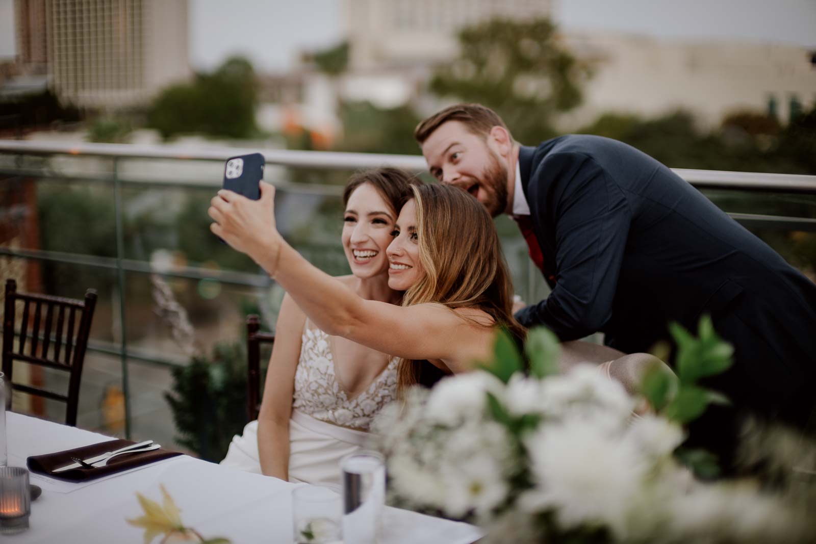 030 The Fairmount Hotel Rooftop Oyster Bar Wedding Reception Leica photographer Philip Thomas Photography