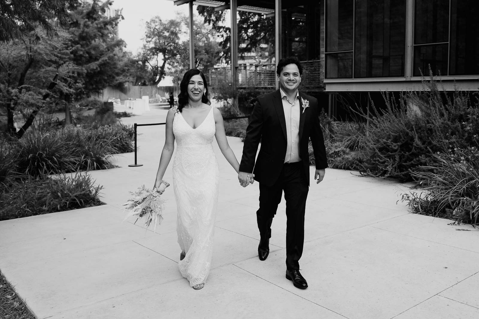 26 The Wiite Museum Wedding photographer San Antonio Wedding Documentary Photojournalist Leica Wedding Photographer Philip Thomas