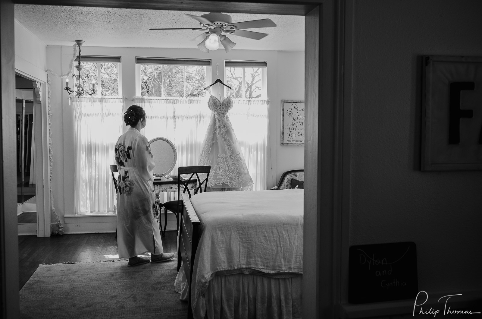 14 Gruene Estate Event Venue Wedding Ceremony Leica photographer Philip Thomas Photography