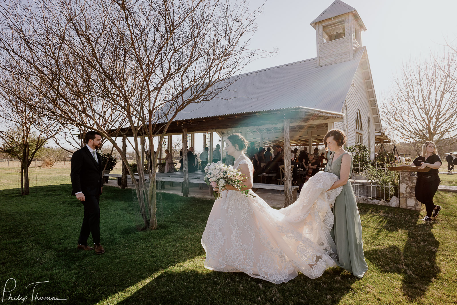 32 Gruene Estate Event Venue Wedding Ceremony Leica photographer Philip Thomas Photography