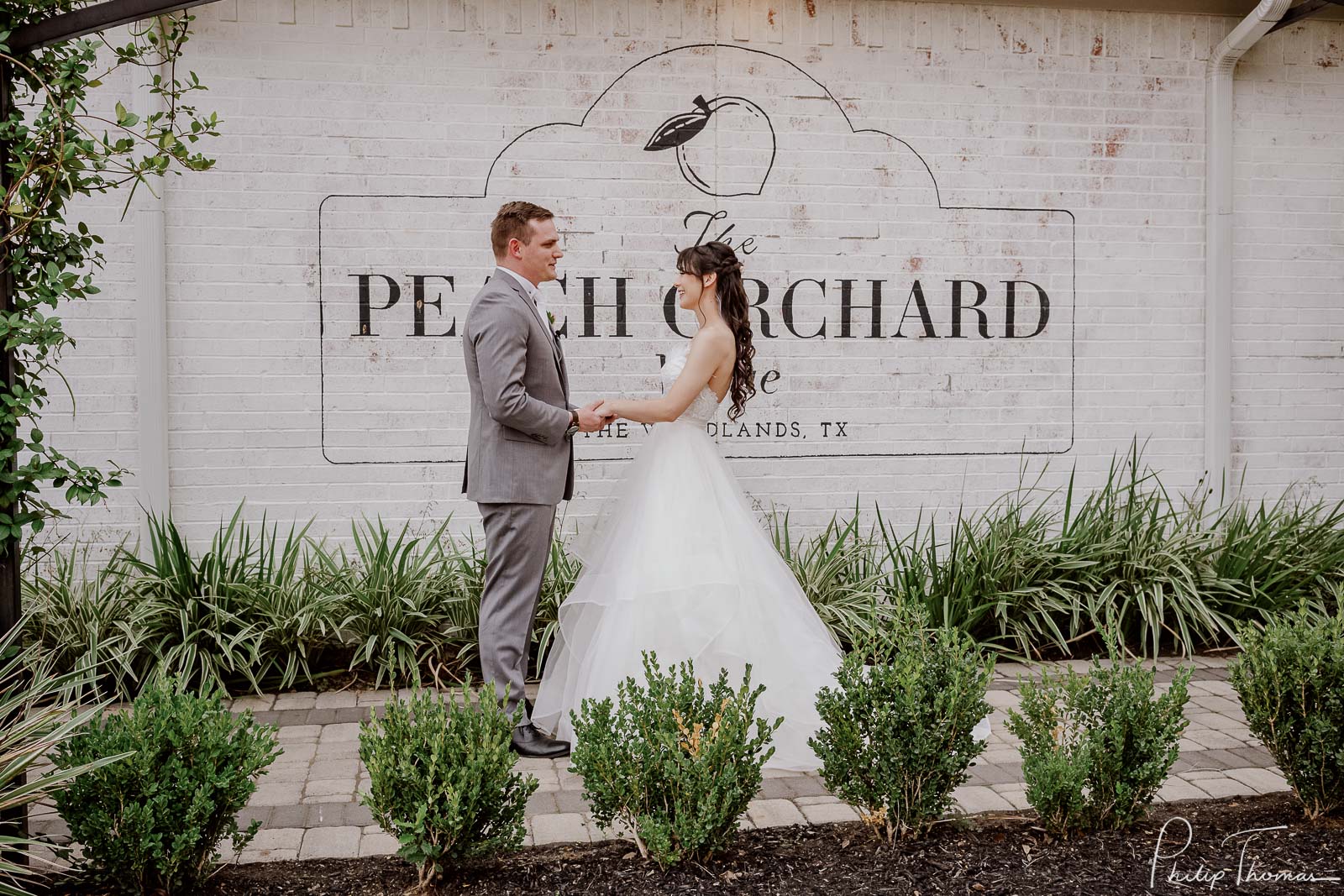14 THE PEACH ORCHARD WOODLANDS WEDDING Houston Wedding Photographer Philip Thomas Photography