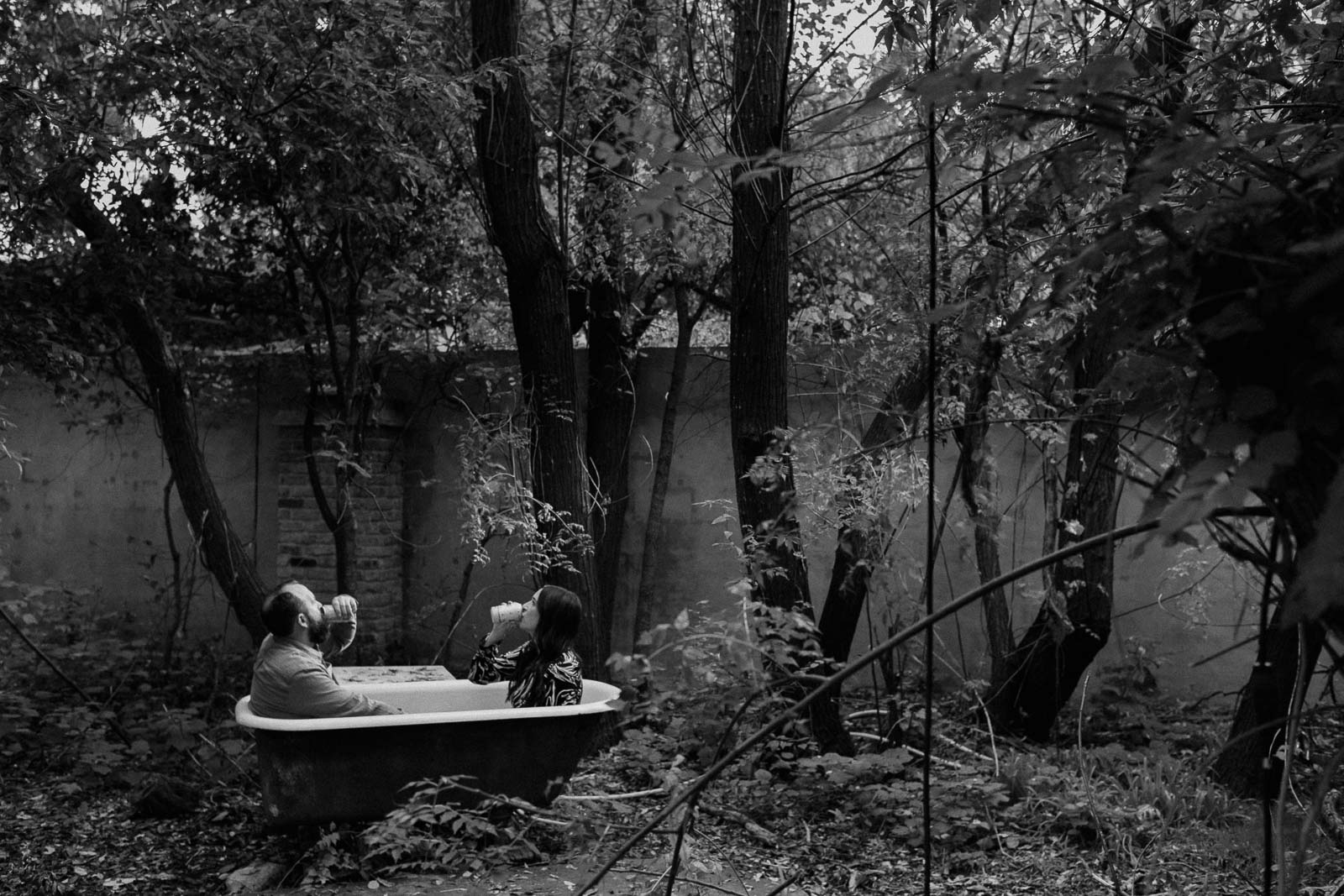 Drinking in a. bathtub at Sekrit Theater Engagement in Austin L1009555