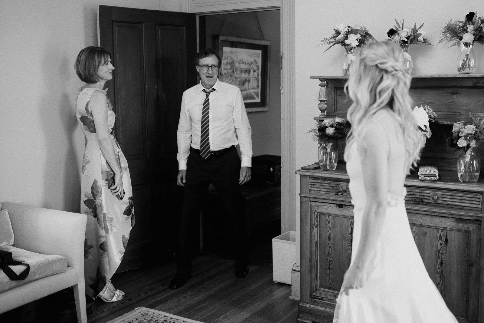 The father of the bride sees his daughter for the first time and the look on his face is priceless