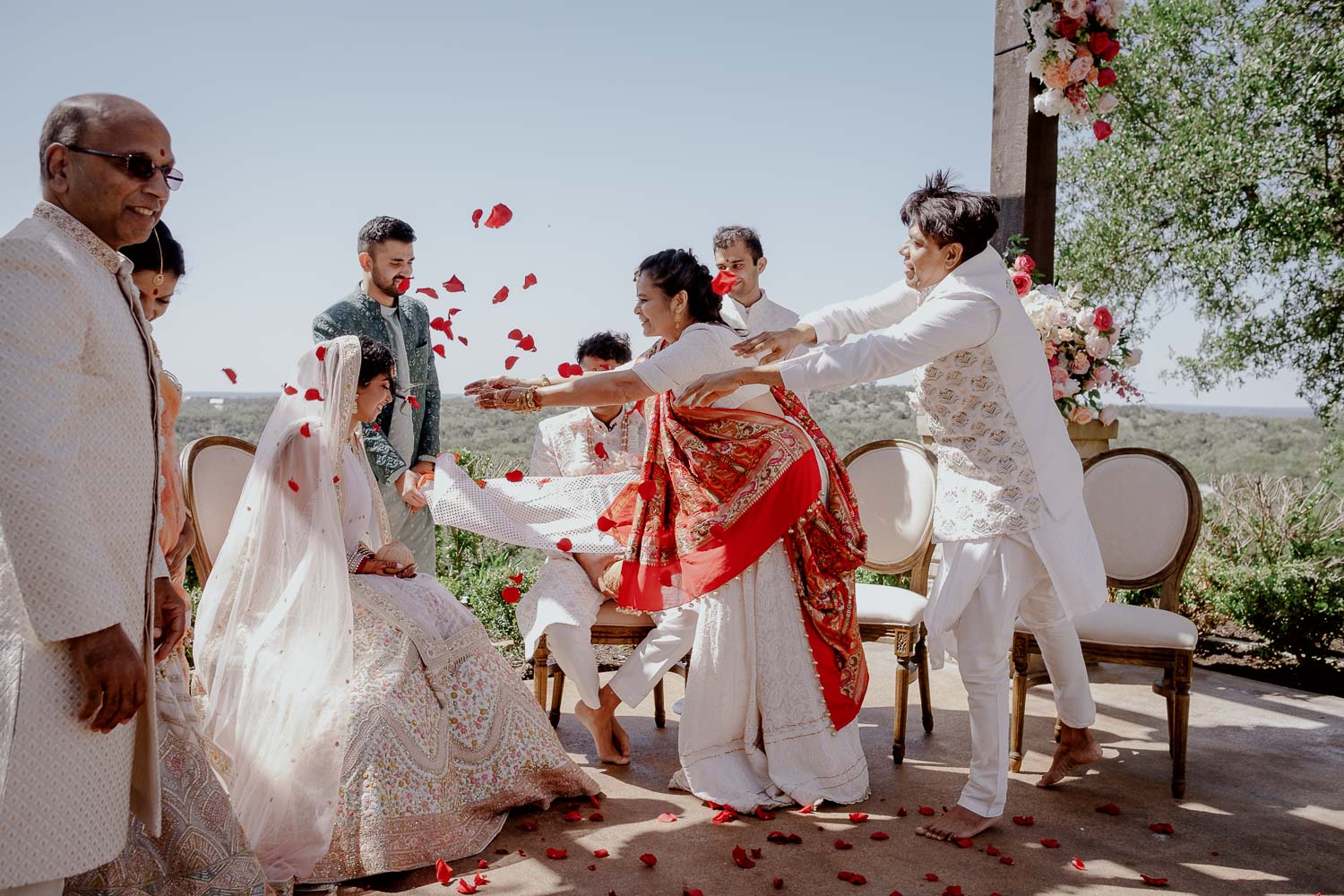 097 Canyonwood Ridge Hindu Wedding Ceremony Reception Austin Leica photographer Philip Thomas Photography