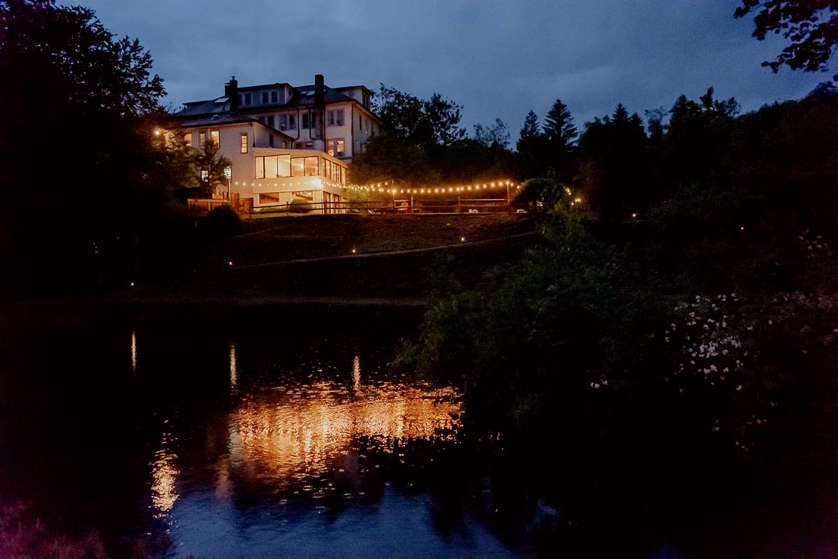 112 The DeBruce Iin Livingston Manor wedding ceremony and reception in New York Leica photographer Philip Thomas Photography